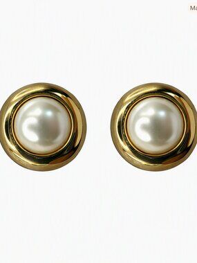 Vintage Sarah Coventry Pearl Clip On Earrings